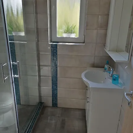 Homestay Perfekt Zamardi