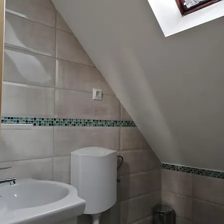 Perfekt Homestay Zamardi