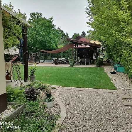 Homestay Perfekt Zamardi